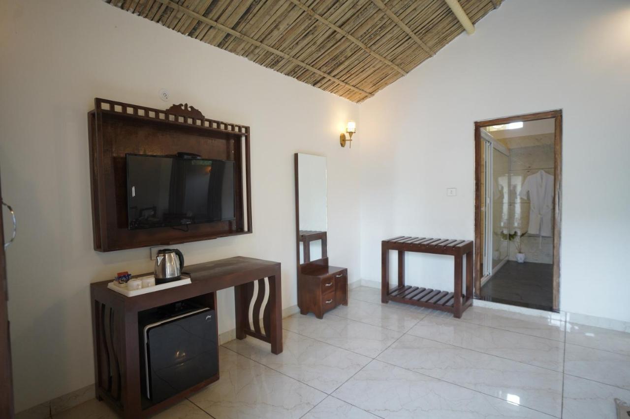 Amar Bagh Resort 布什格尔 外观 照片