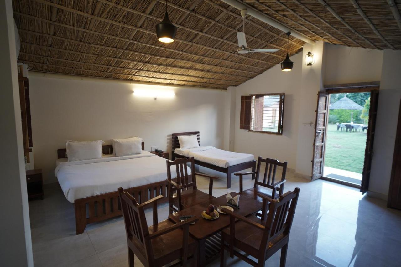 Amar Bagh Resort 布什格尔 外观 照片
