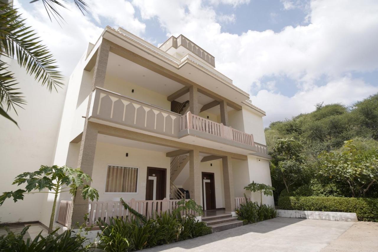 Amar Bagh Resort 布什格尔 外观 照片